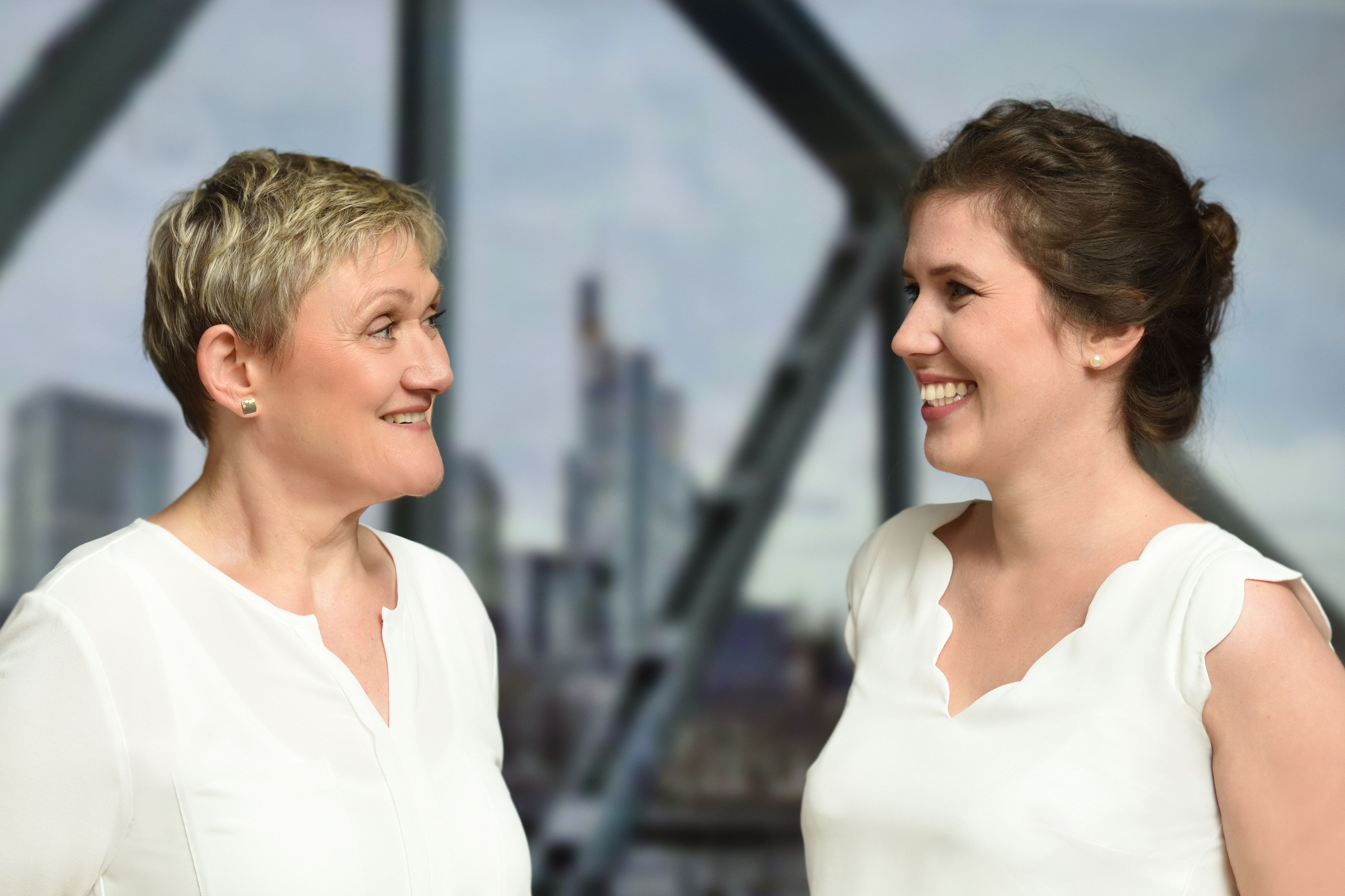 angelika wigger and anne kuhlboersch frontpage image